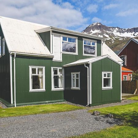 Dulluhus - Apartments By Aldan Seythisfjorthur Exterior foto